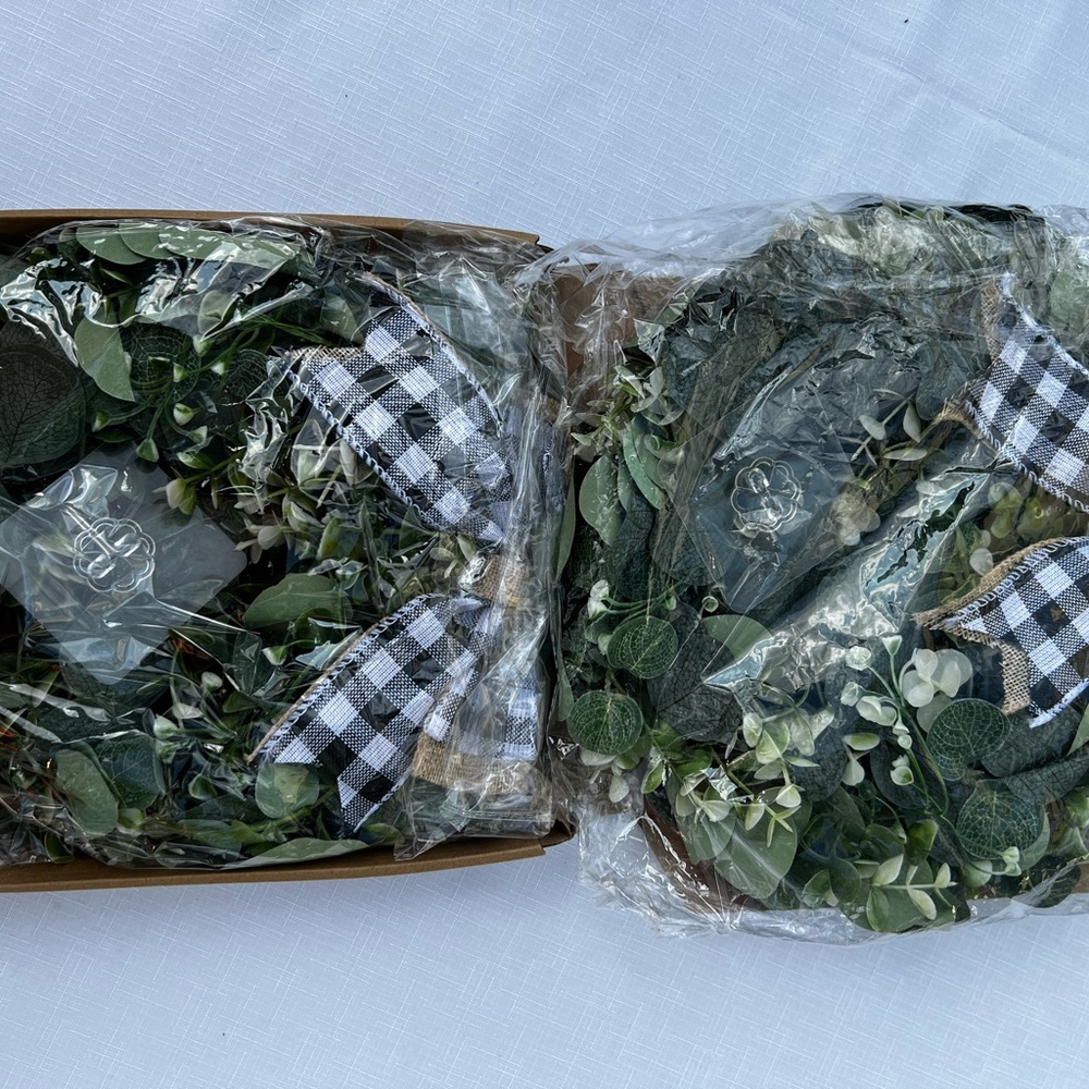 2 Artificial Greenery Wreath with Black and White Bow - Picture 4 of 6